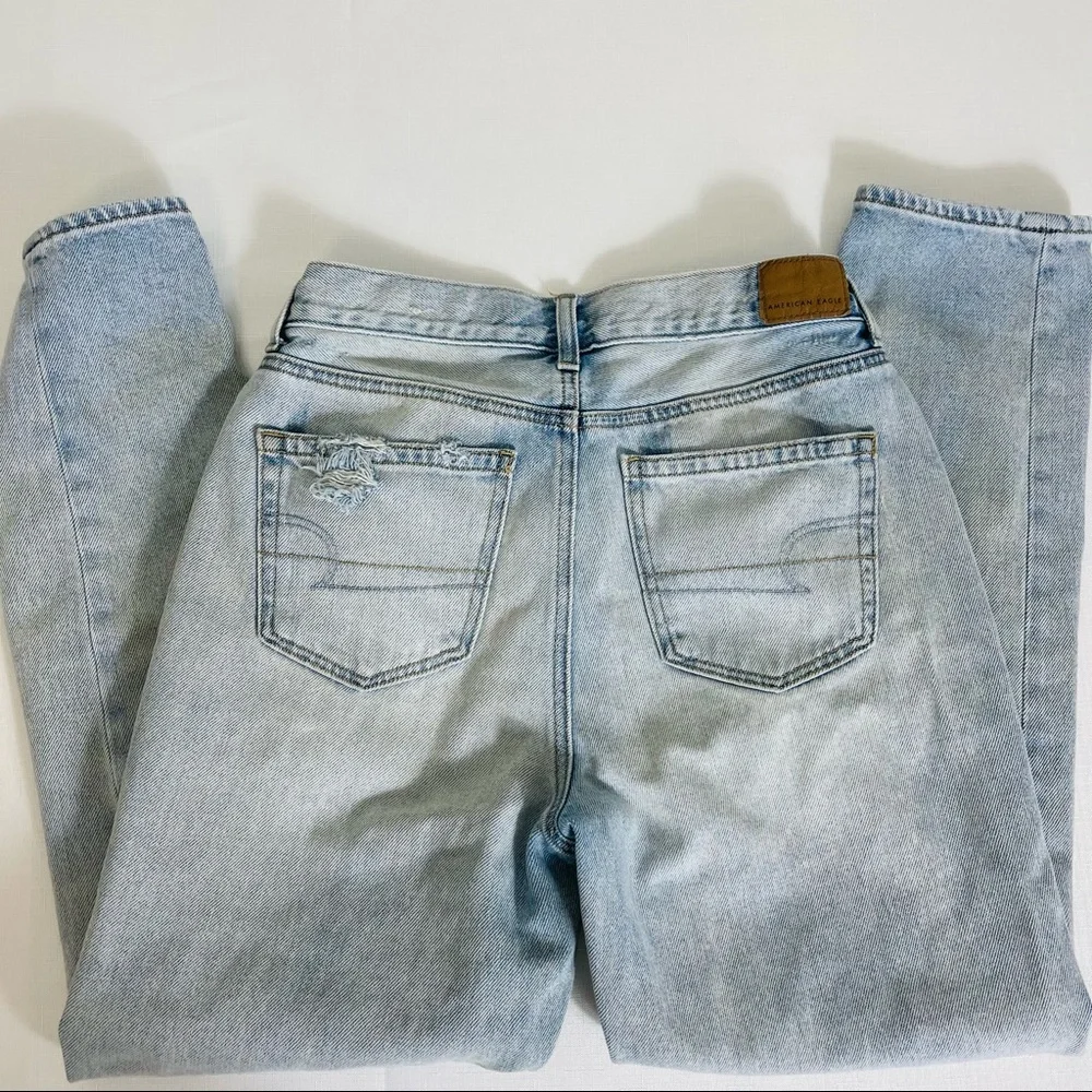 AMERICAN EAGLE OUTFITTERS light washed Mom Jeans light denim blue 4 regular - Picture 3 of 10